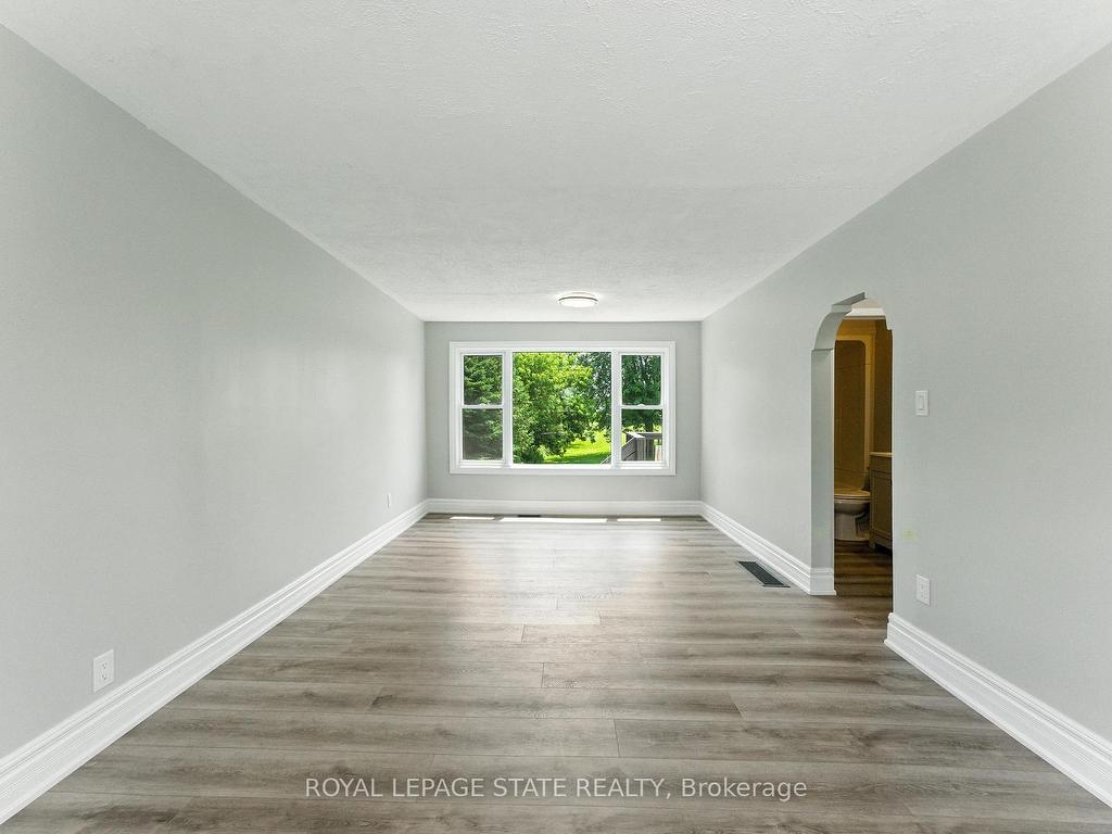 









7185


Airport

Road,
Hamilton,




ON
L0R 1W0

