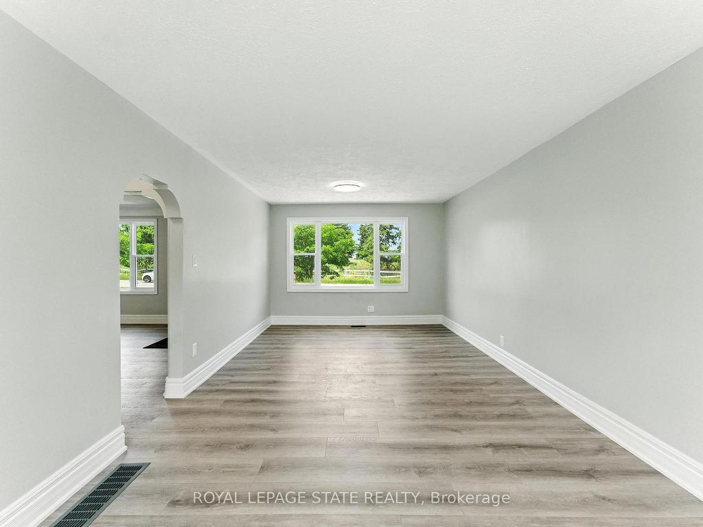 









7185


Airport

Road,
Hamilton,




ON
L0R 1W0

