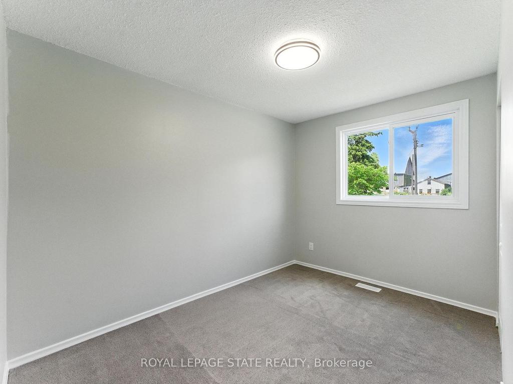 









7185


Airport

Road,
Hamilton,




ON
L0R 1W0

