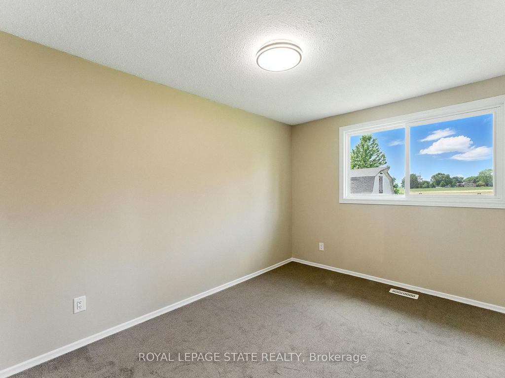 









7185


Airport

Road,
Hamilton,




ON
L0R 1W0

