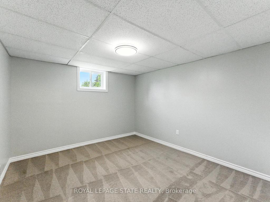 









7185


Airport

Road,
Hamilton,




ON
L0R 1W0

