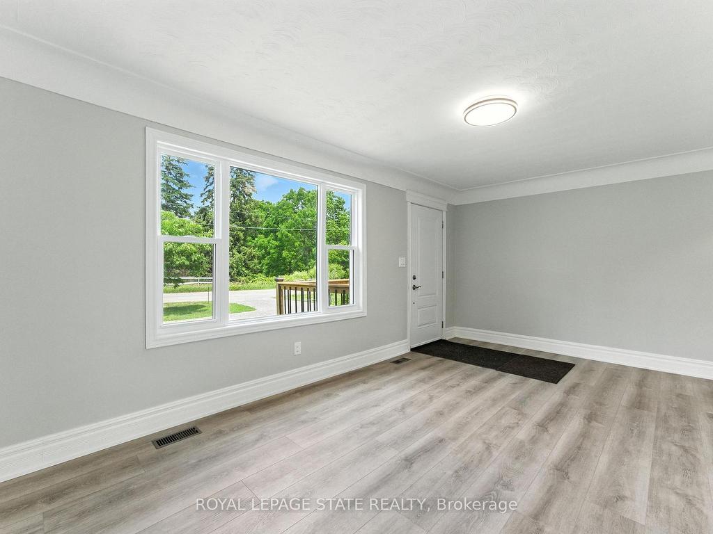 









7185


Airport

Road,
Hamilton,




ON
L0R 1W0

