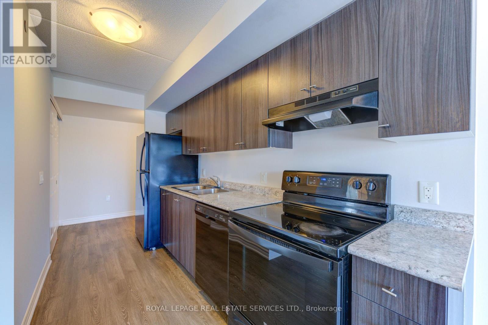 












301 - 716 MAIN STREET E

,
Milton,




Ontario
L9T9L9

