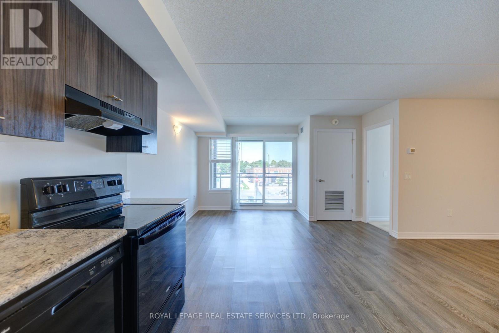 












301 - 716 MAIN STREET E

,
Milton,




Ontario
L9T9L9

