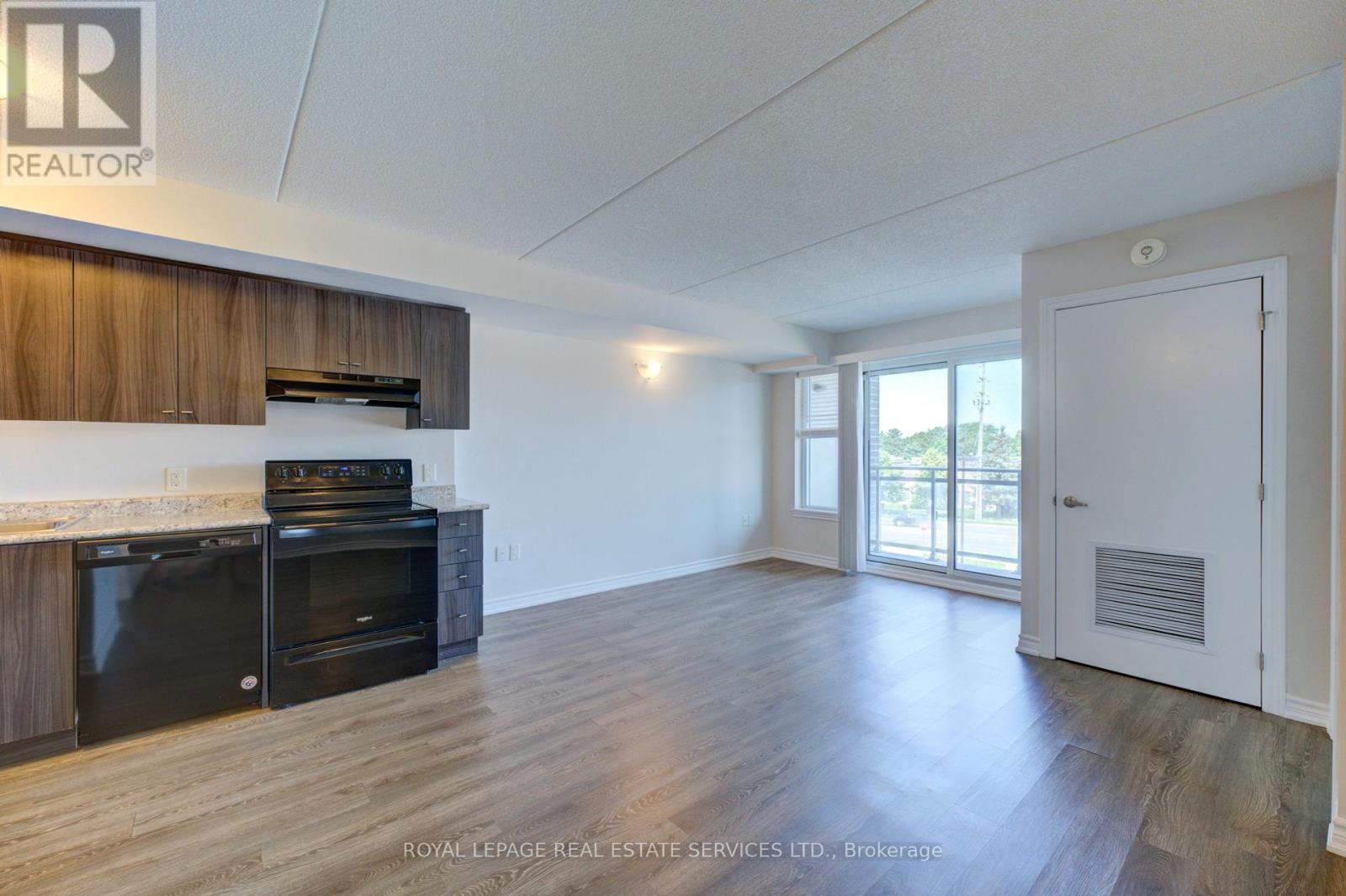 












301 - 716 MAIN STREET E

,
Milton,




Ontario
L9T9L9

