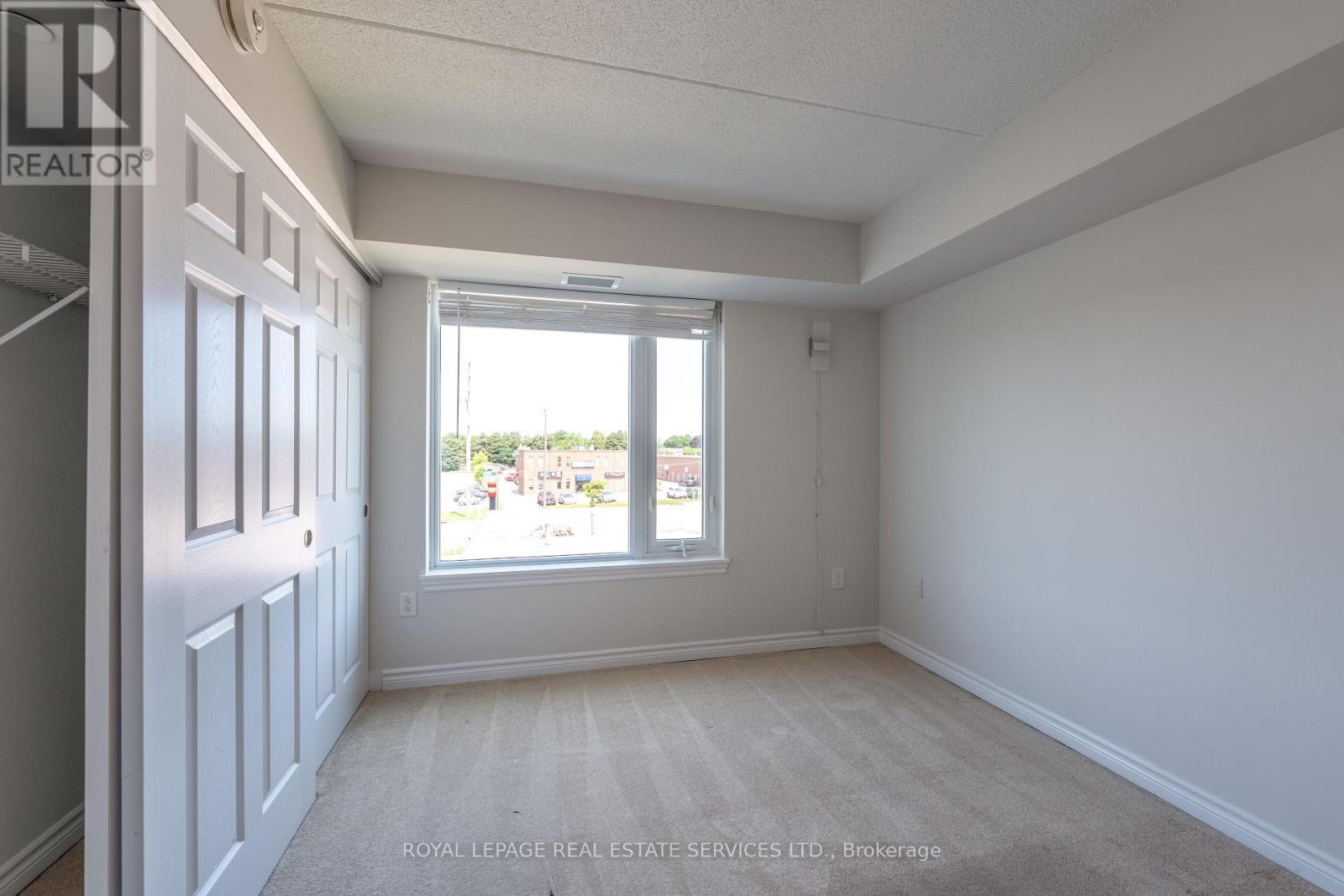 












301 - 716 MAIN STREET E

,
Milton,




Ontario
L9T9L9

