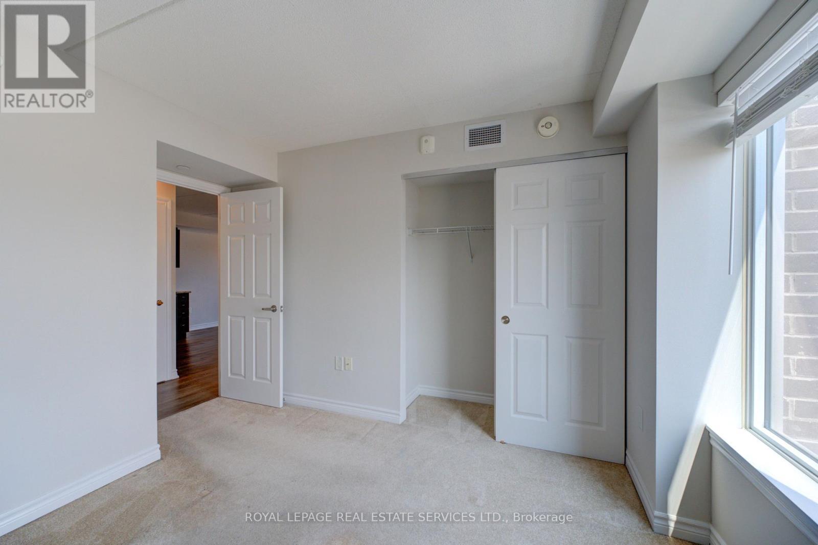 












301 - 716 MAIN STREET E

,
Milton,




Ontario
L9T9L9

