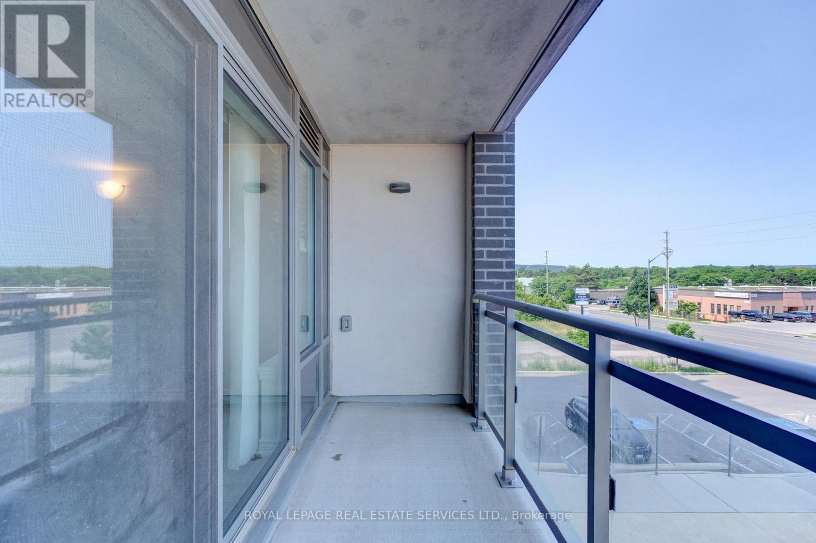 












301 - 716 MAIN STREET E

,
Milton,




Ontario
L9T9L9

