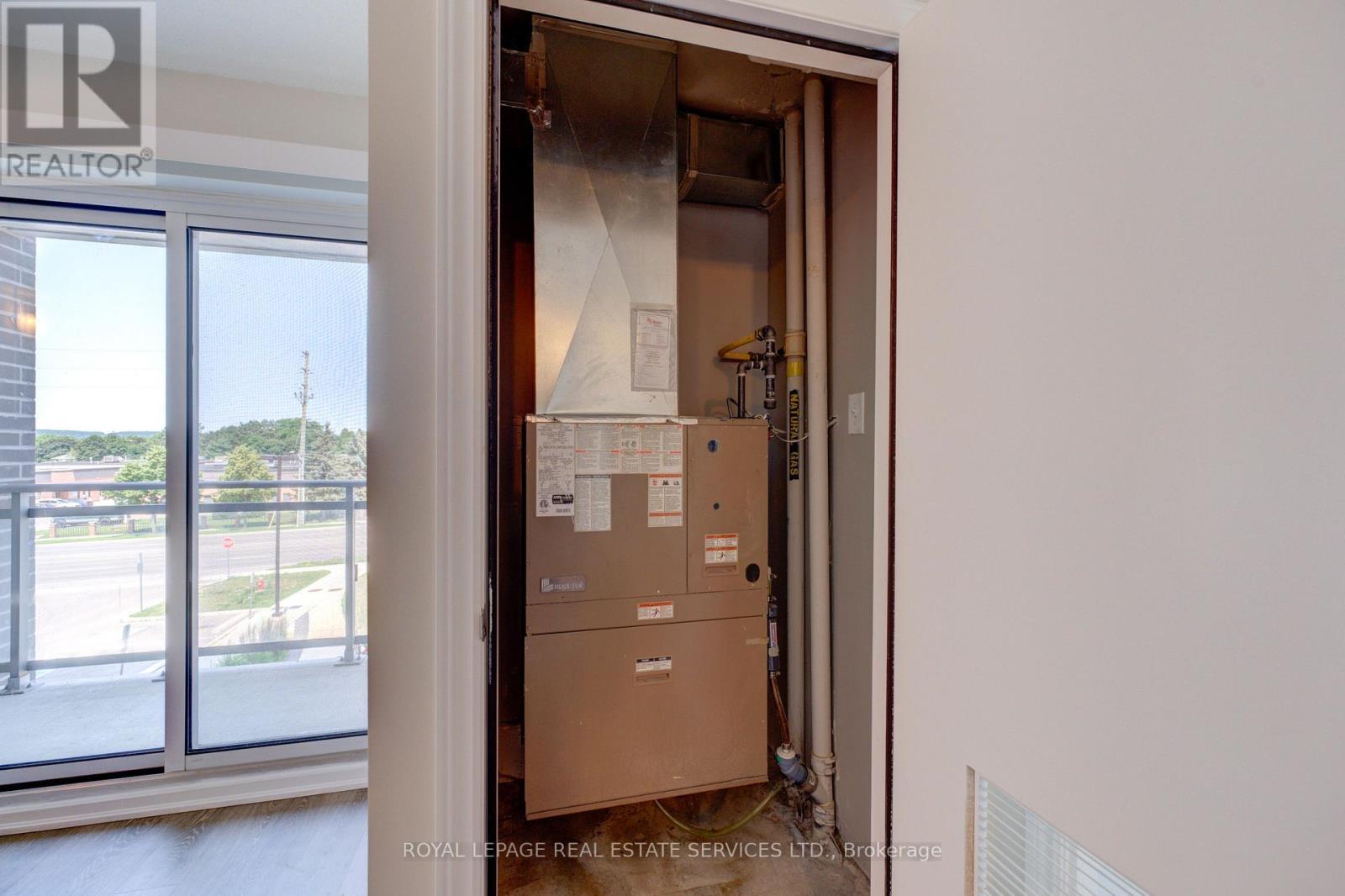 












301 - 716 MAIN STREET E

,
Milton,




Ontario
L9T9L9

