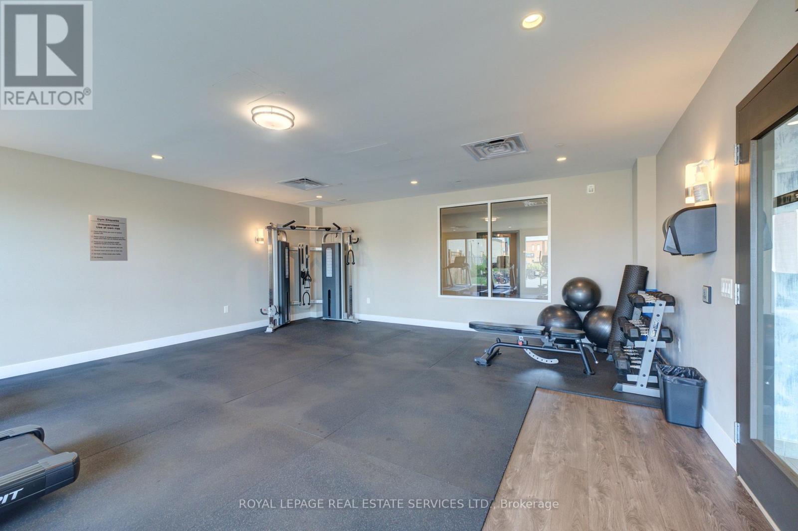 












301 - 716 MAIN STREET E

,
Milton,




Ontario
L9T9L9

