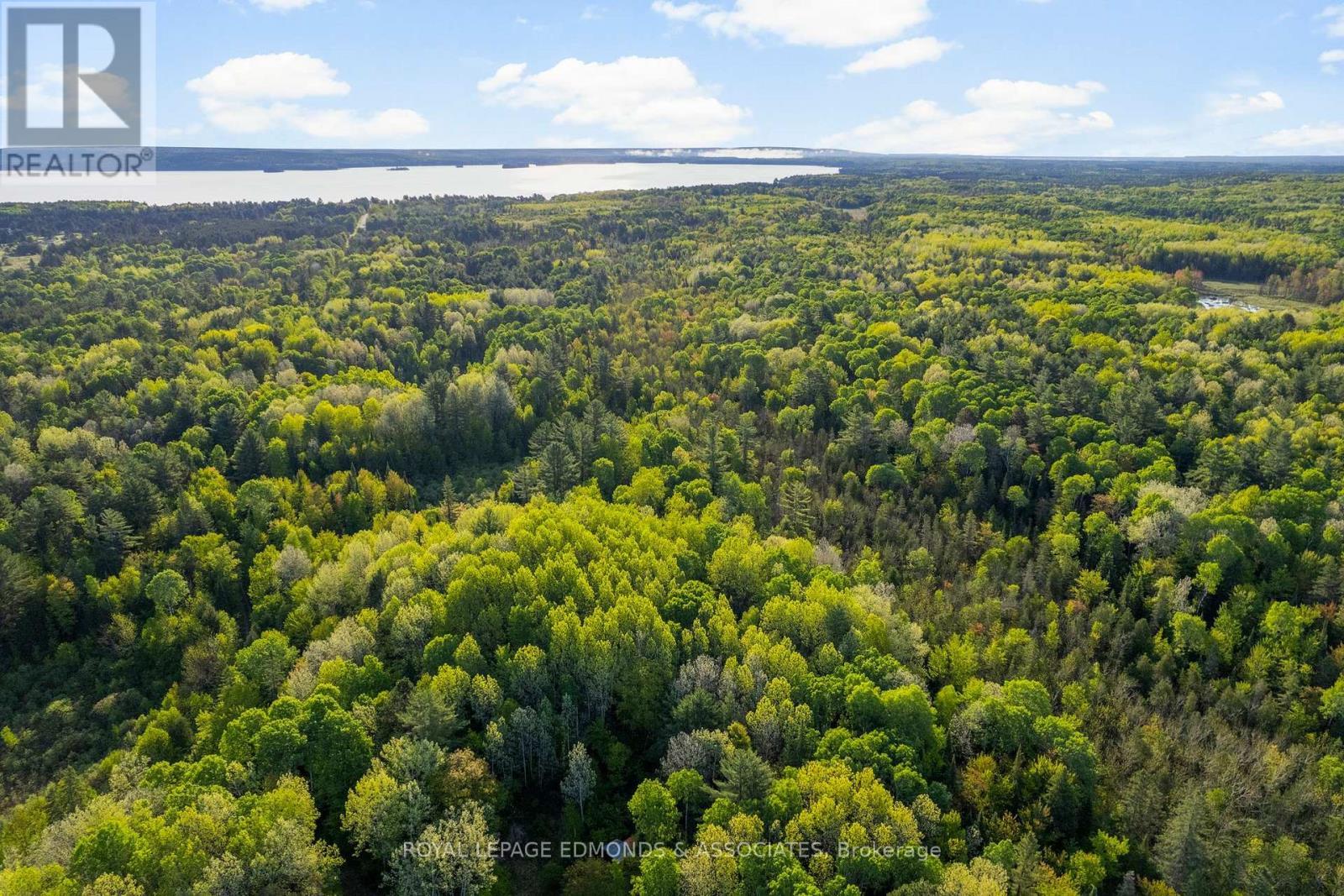 












0 SUNRISE ROAD

,
Killaloe, Hagarty and Richards,







Ontario
K0J2A0


