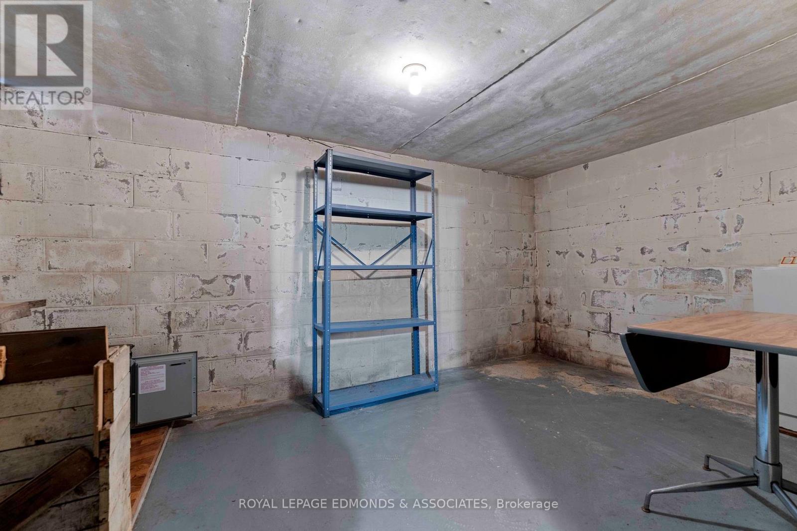 












3433 ROUND LAKE ROAD

,
Killaloe, Hagarty and Richards,




Ontario
K0J2A0

