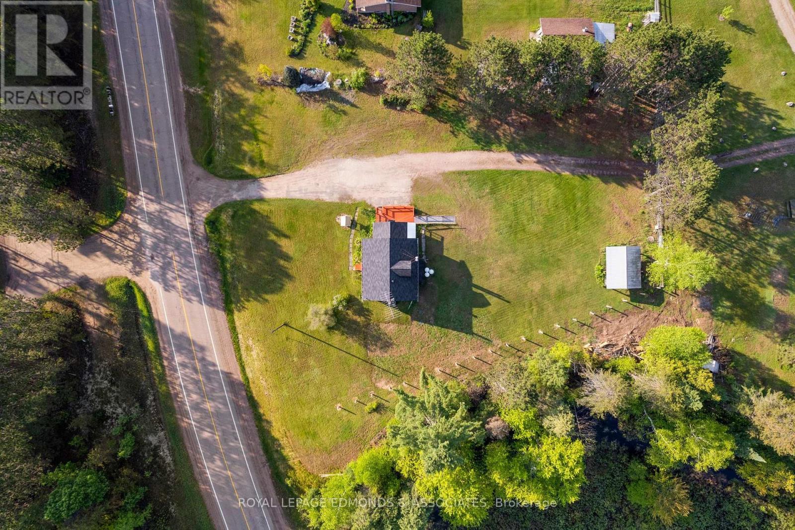 












3433 ROUND LAKE ROAD

,
Killaloe, Hagarty and Richards,




Ontario
K0J2A0

