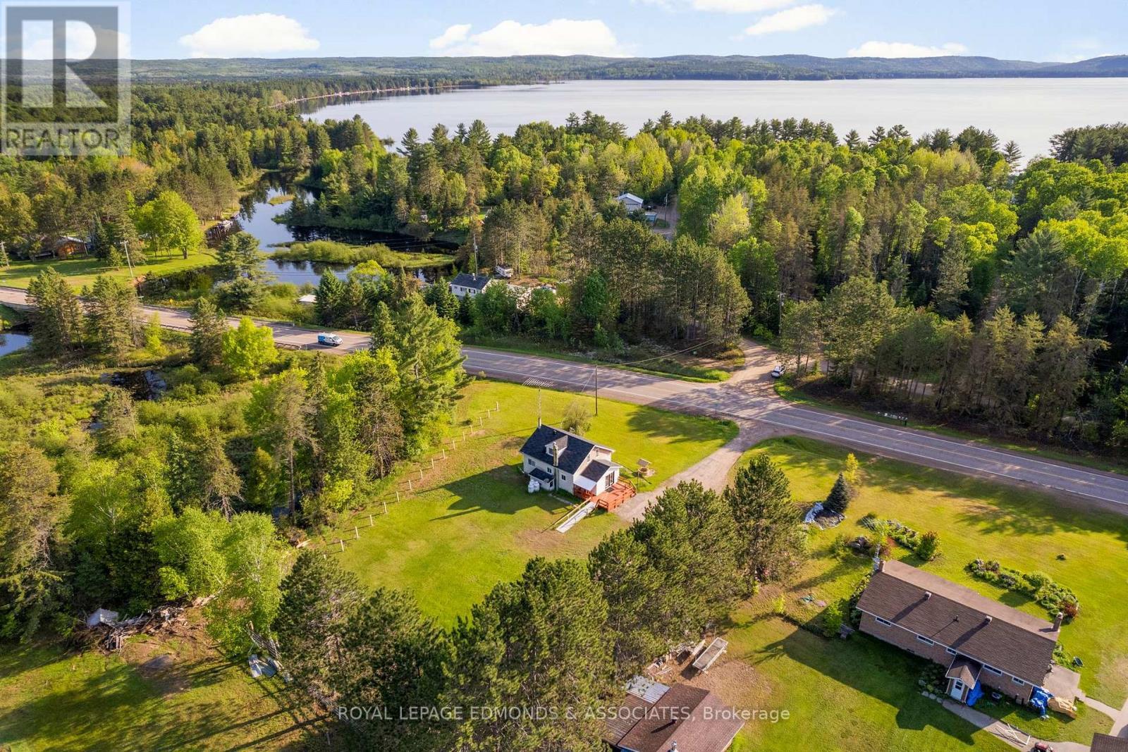 












3433 ROUND LAKE ROAD

,
Killaloe, Hagarty and Richards,




Ontario
K0J2A0

