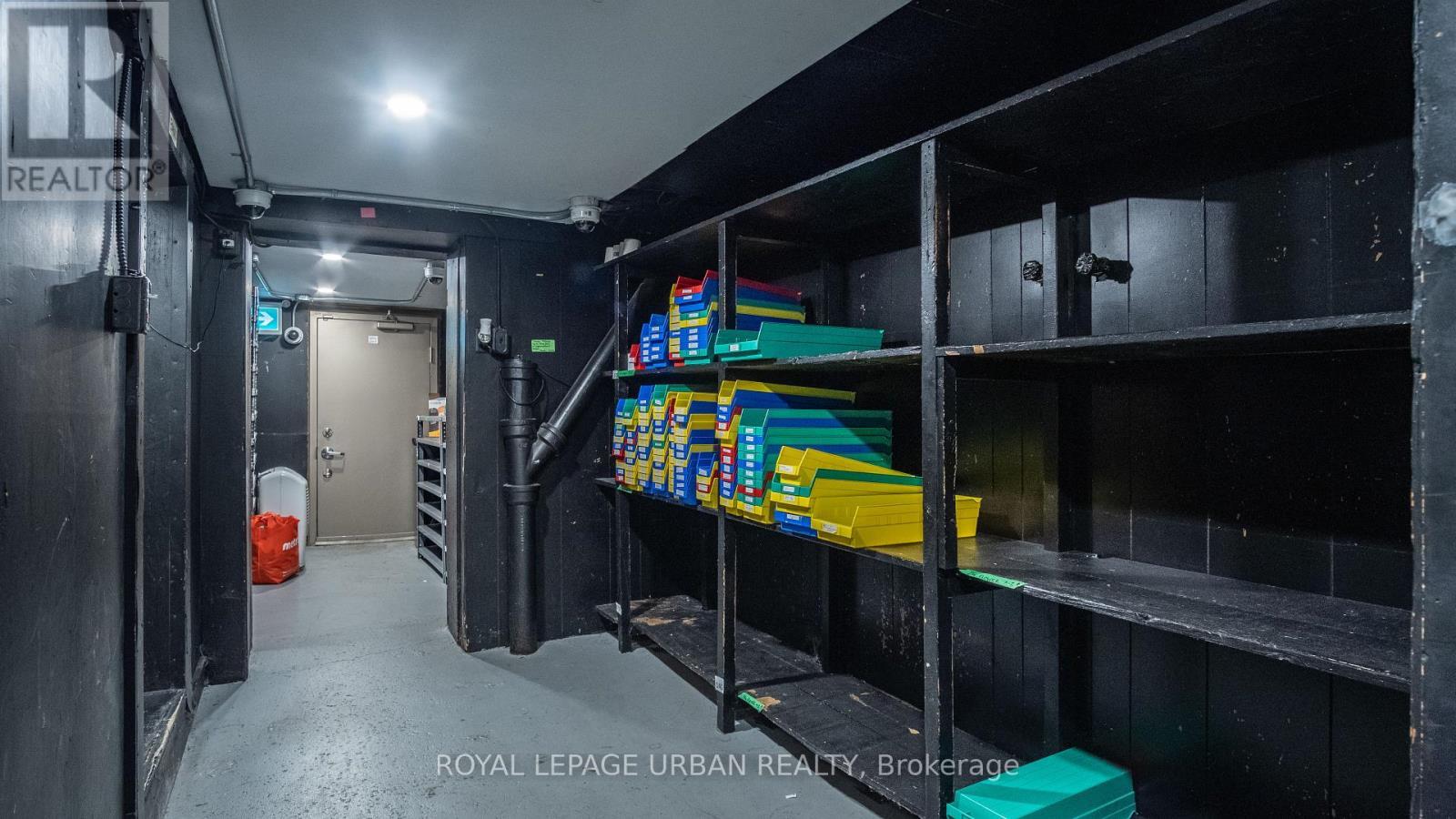 












976 MAIN STREET E

,
Hamilton,




Ontario
L8M1M8

