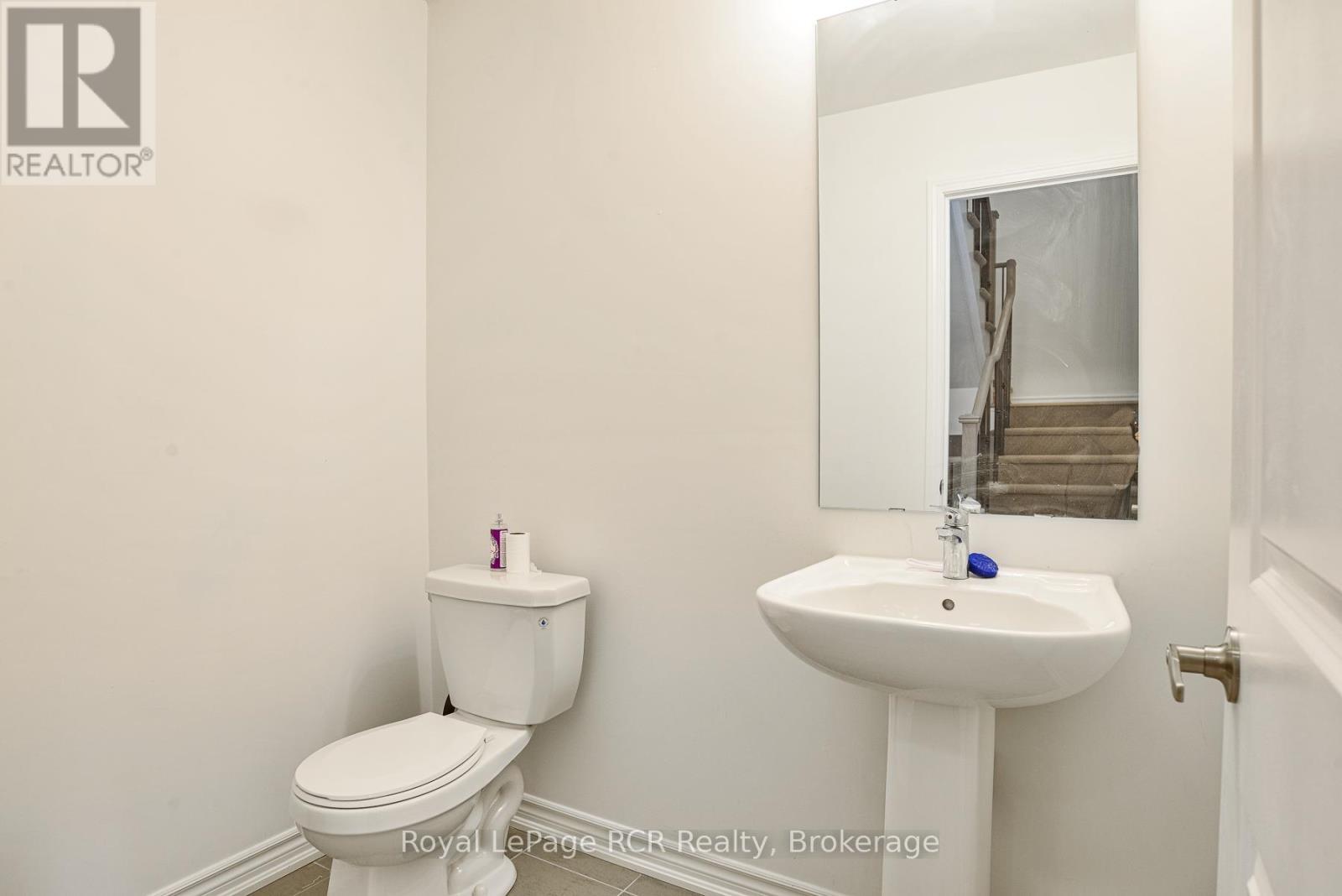 












27 WYN WOOD LANE

,
Orillia,




Ontario
L3V8P7

