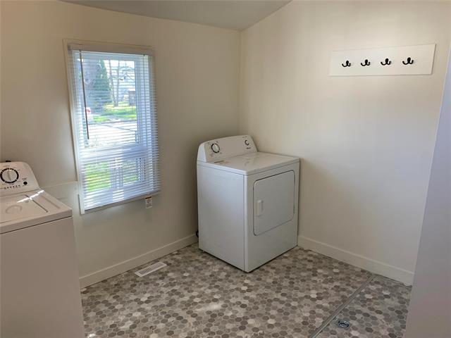









1436


Pacific

AVE,
Winnipeg,




MB
R3E 1H2

