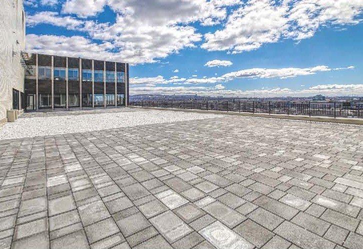 









1


Rue Chabanel O.

, 17,
Montréal (Ahuntsic-Cartierville),




QC
H2N1N3

