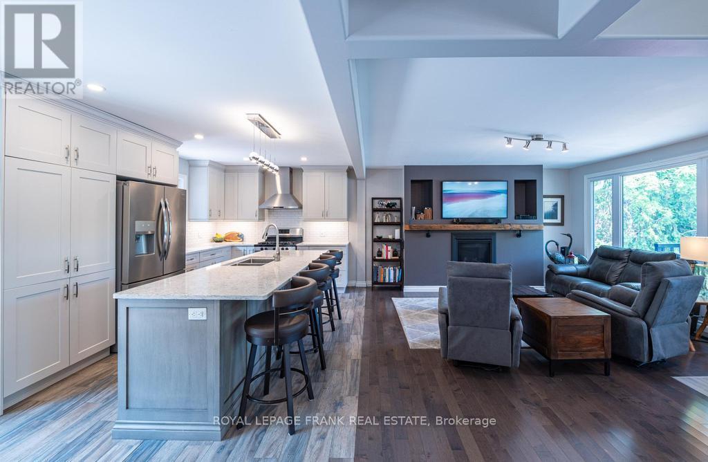 












1746 LAKEHURST ROAD

,
Trent Lakes,




Ontario
K0L1J0

