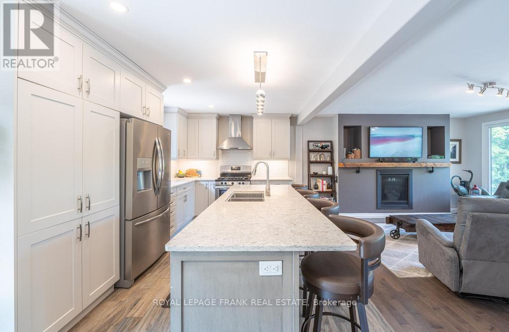 












1746 LAKEHURST ROAD

,
Trent Lakes,




Ontario
K0L1J0


