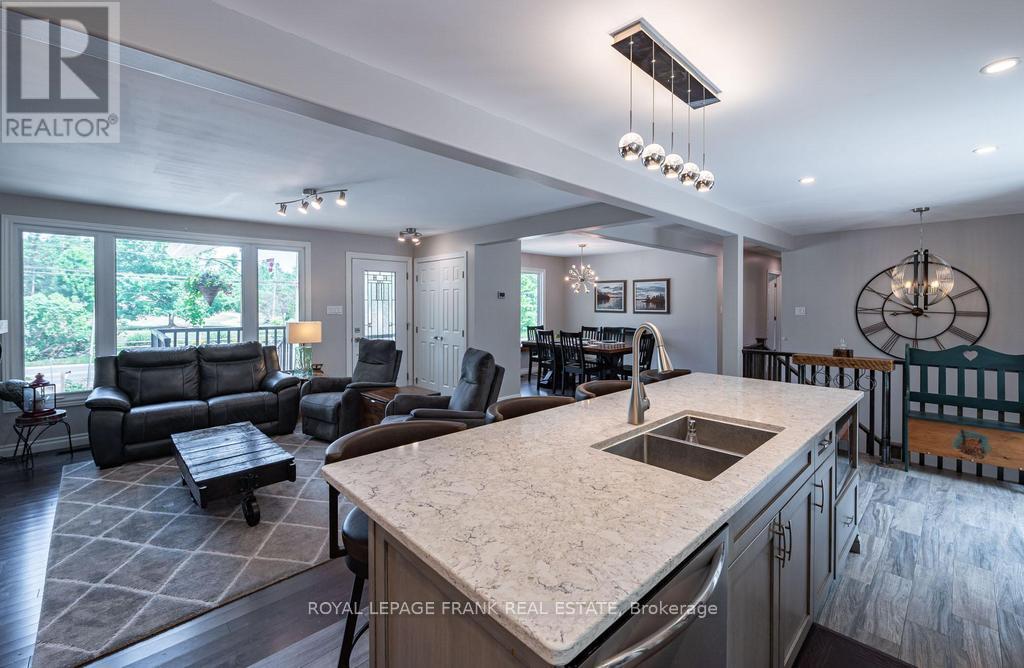 












1746 LAKEHURST ROAD

,
Trent Lakes,




Ontario
K0L1J0

