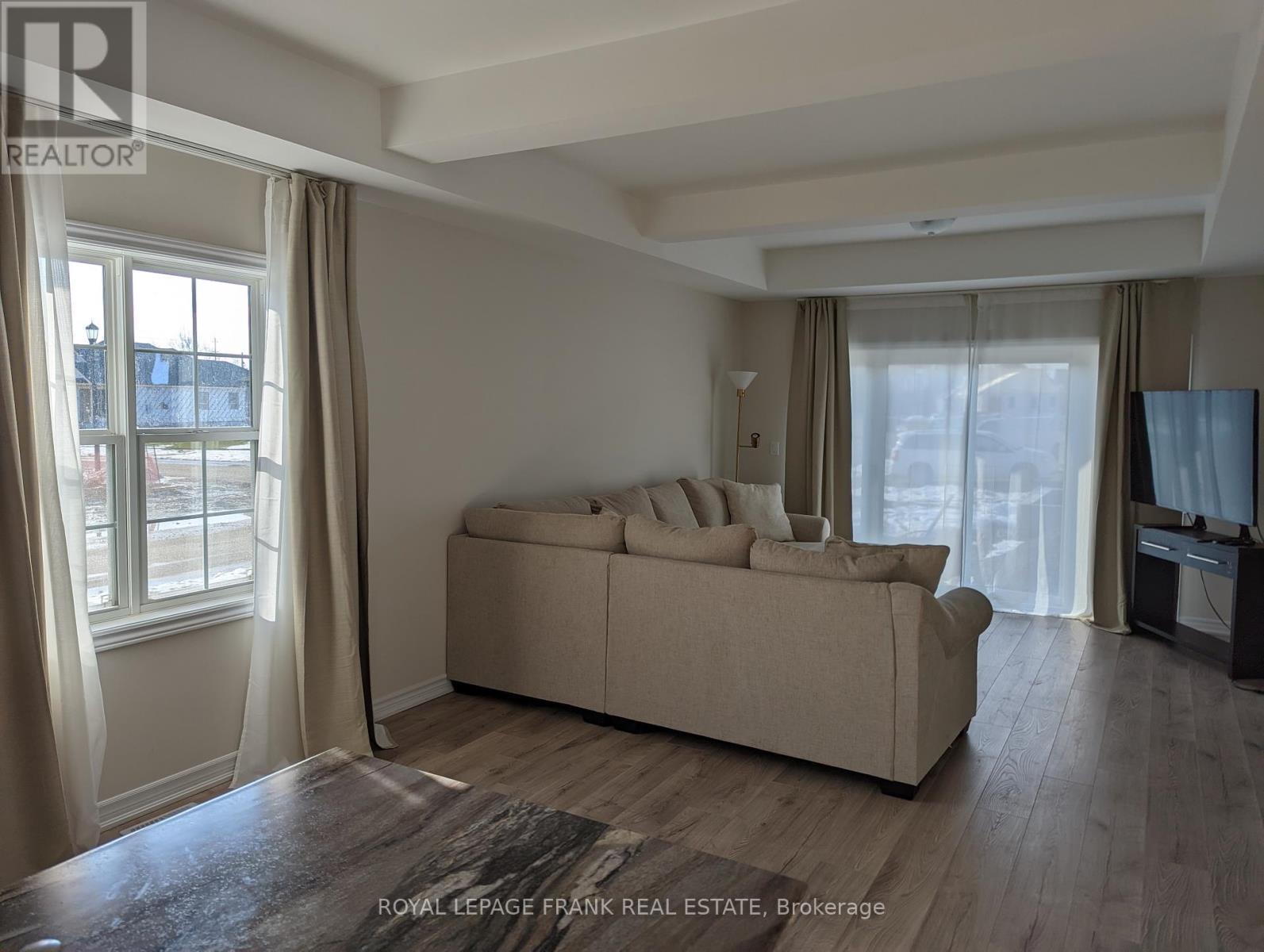 












508 JOSEPH GALE STREET

,
Cobourg,




Ontario
K9A3L4

