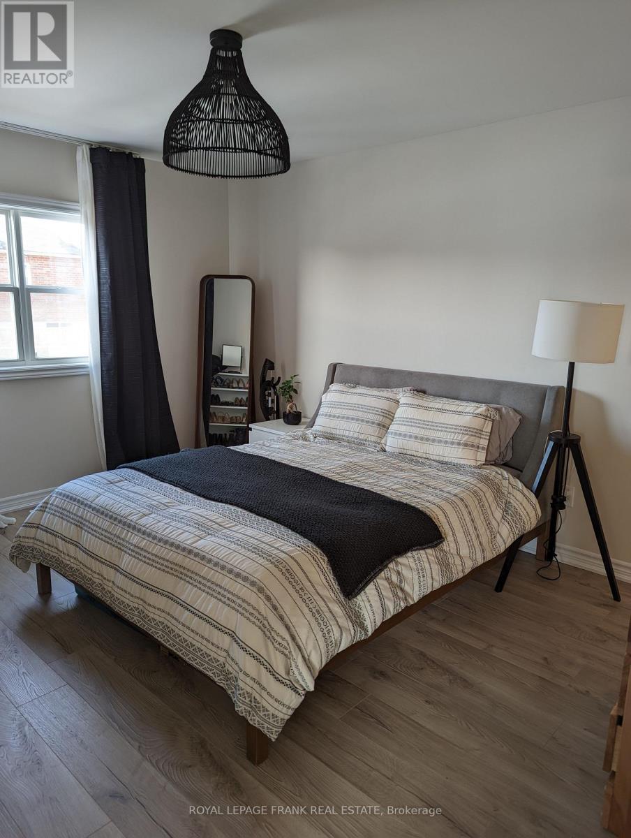 












508 JOSEPH GALE STREET

,
Cobourg,




Ontario
K9A3L4

