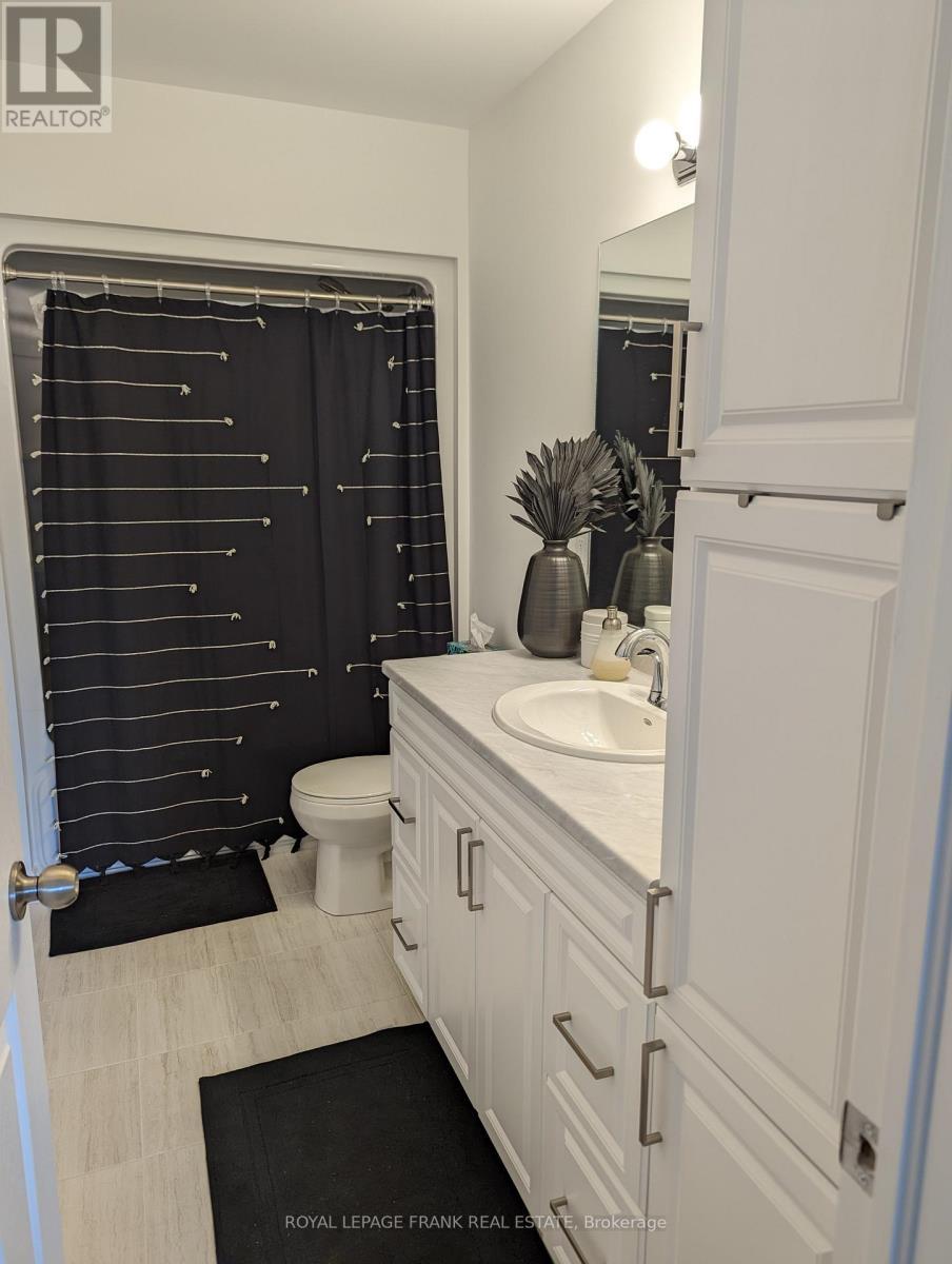 












508 JOSEPH GALE STREET

,
Cobourg,




Ontario
K9A3L4

