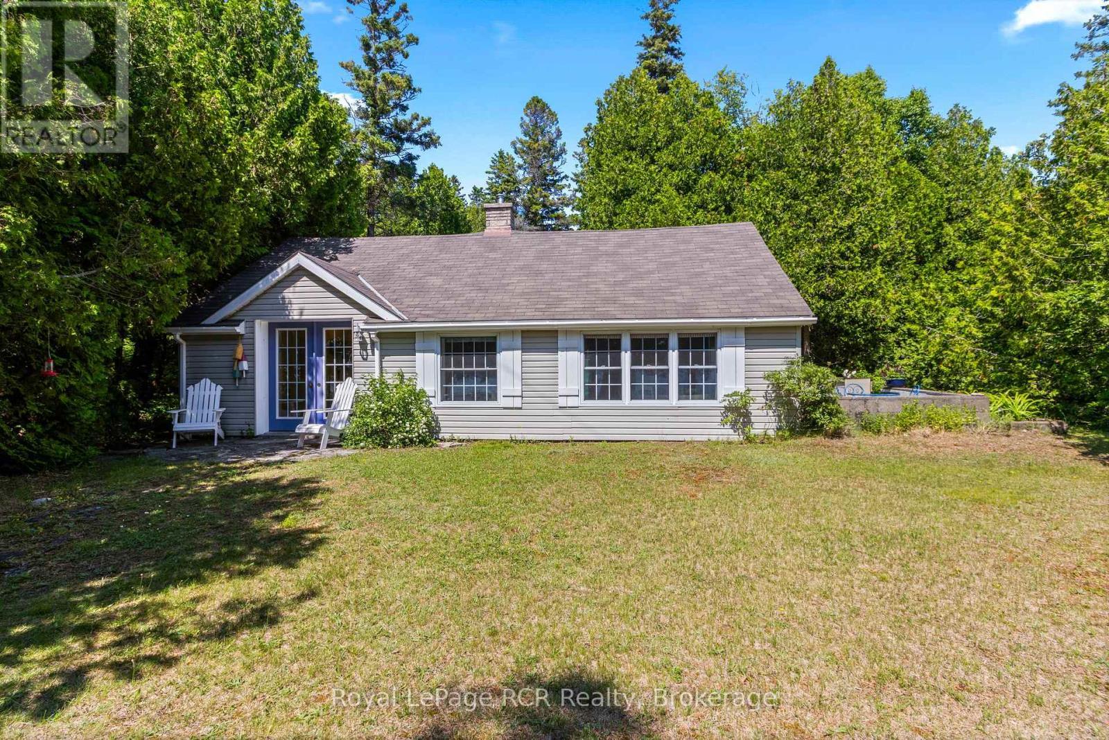 












115 ADELAIDE STREET

,
South Bruce Peninsula,




Ontario
N0H2T0

