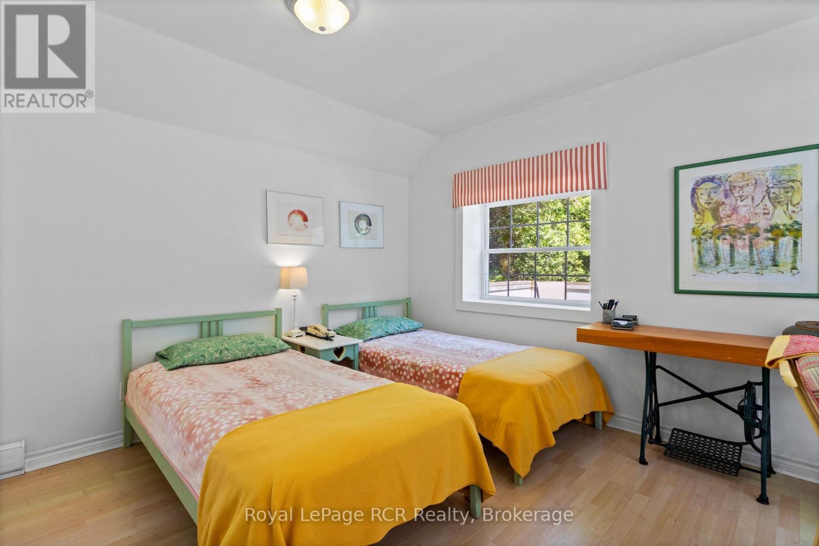 












115 ADELAIDE STREET

,
South Bruce Peninsula,




Ontario
N0H2T0

