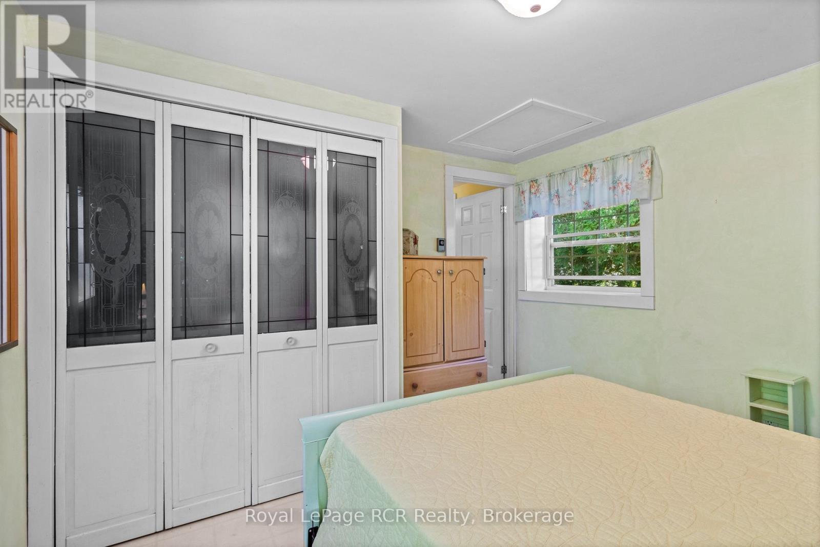 












115 ADELAIDE STREET

,
South Bruce Peninsula,




Ontario
N0H2T0

