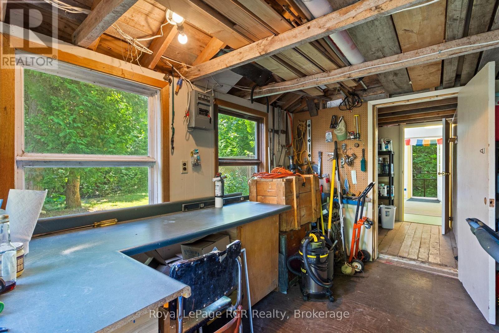 












115 ADELAIDE STREET

,
South Bruce Peninsula,




Ontario
N0H2T0

