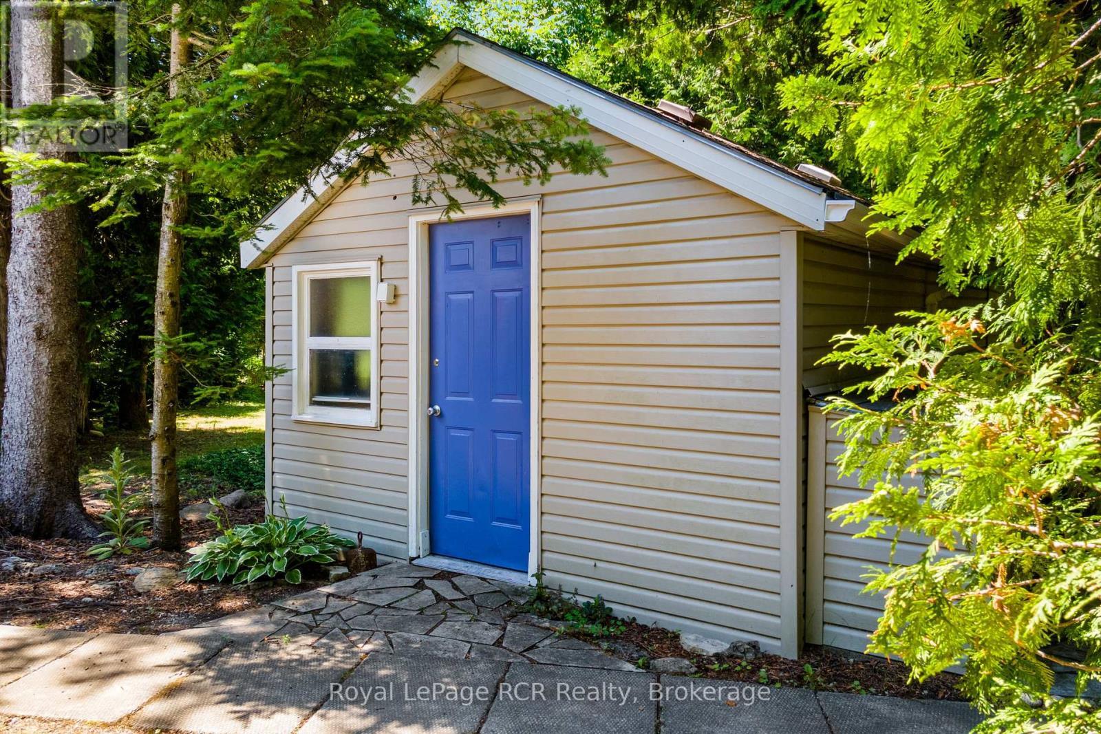 












115 ADELAIDE STREET

,
South Bruce Peninsula,




Ontario
N0H2T0

