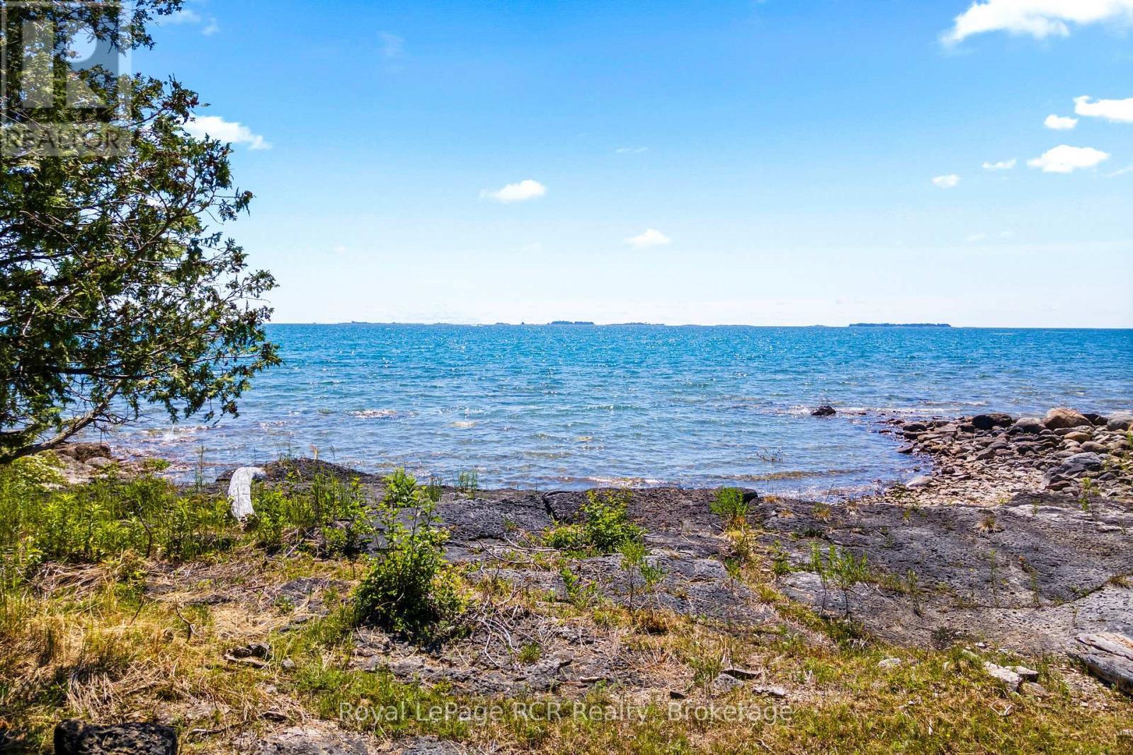 












115 ADELAIDE STREET

,
South Bruce Peninsula,




Ontario
N0H2T0

