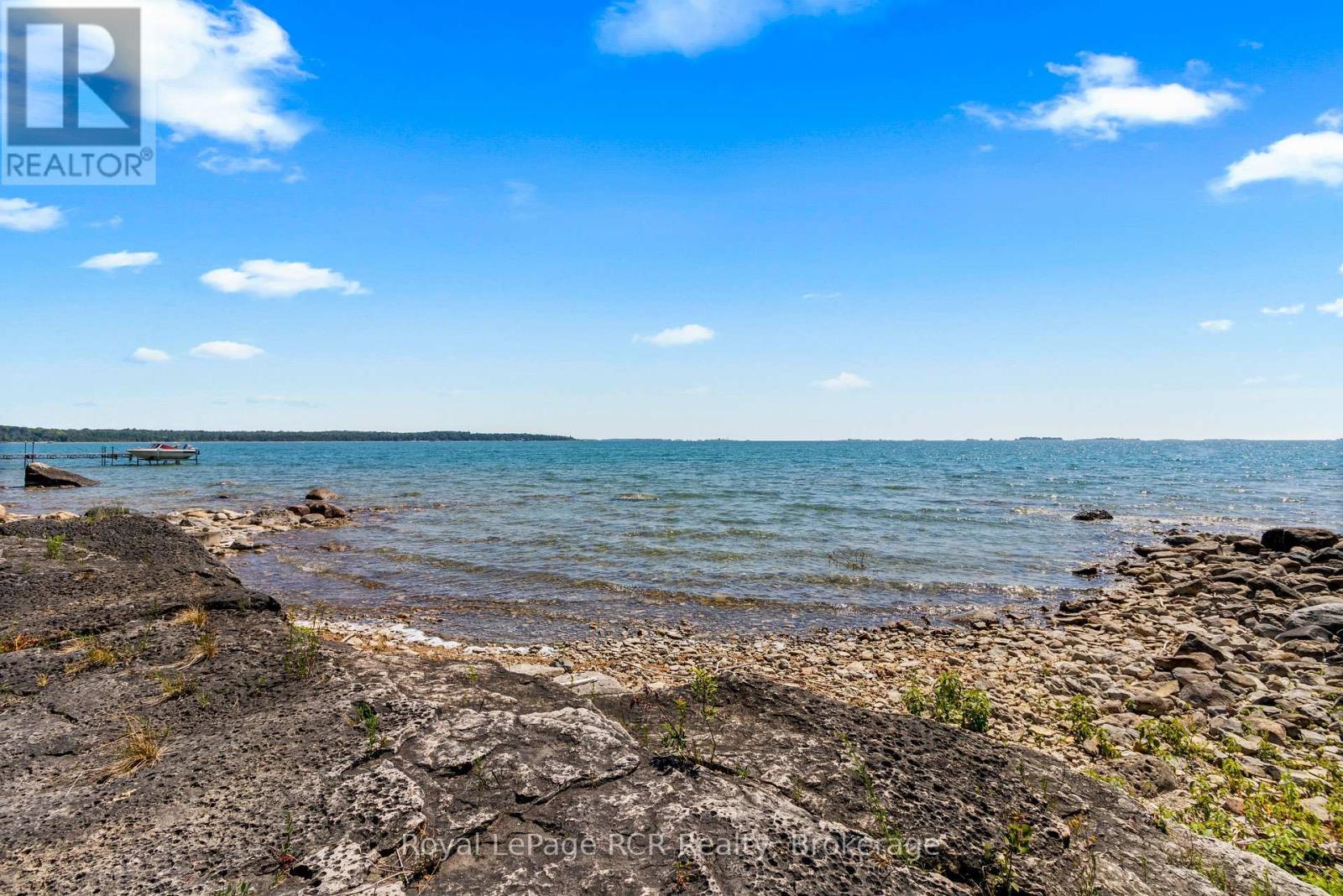 












115 ADELAIDE STREET

,
South Bruce Peninsula,




Ontario
N0H2T0

