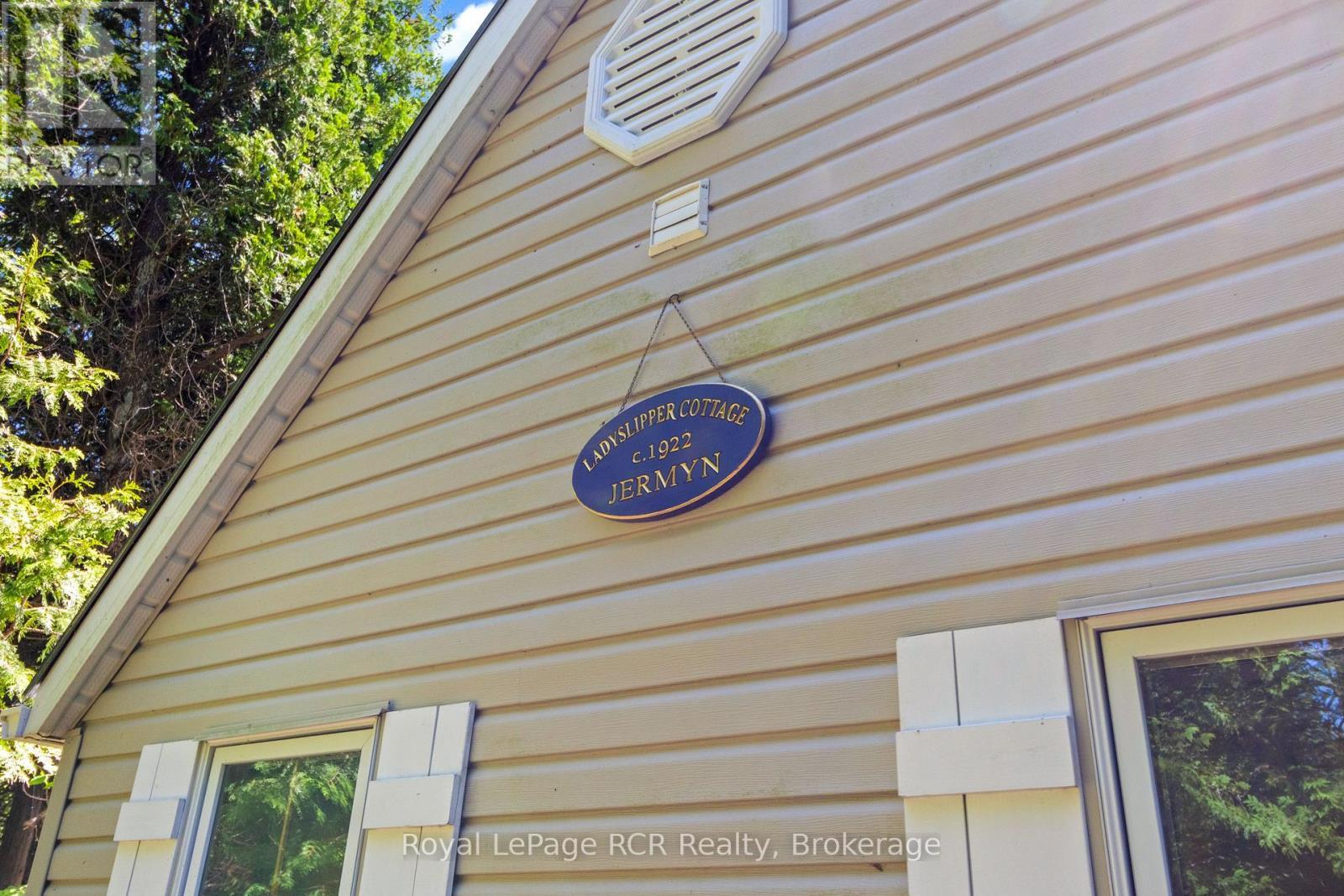 












115 ADELAIDE STREET

,
South Bruce Peninsula,




Ontario
N0H2T0

