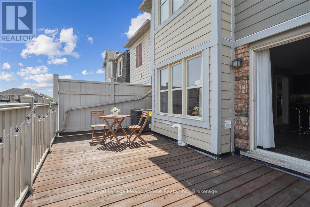 












661 SCOTT BOULEVARD

,
Milton (HA Harrison),




Ontario
L9T0P3


