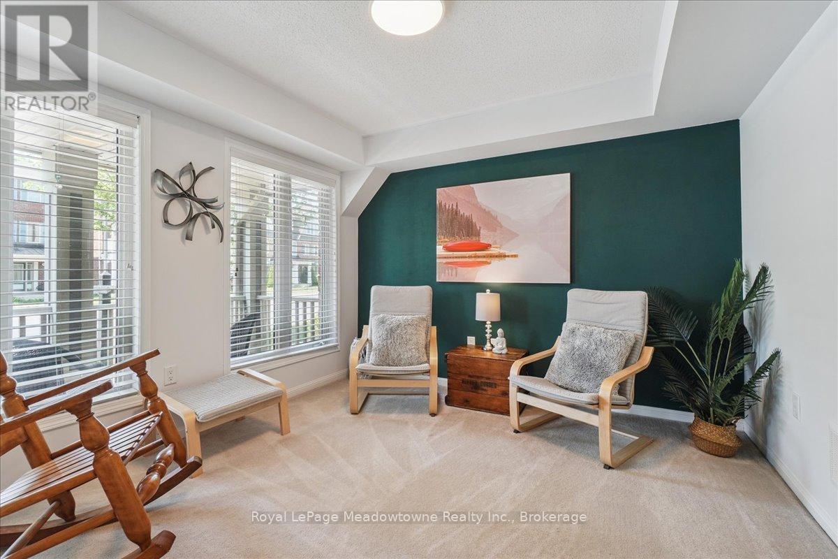 












661 SCOTT BOULEVARD

,
Milton (HA Harrison),




Ontario
L9T0P3

