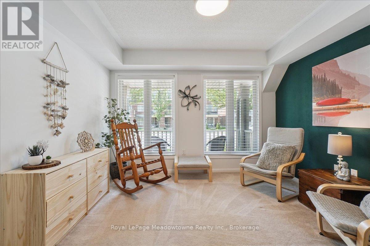 












661 SCOTT BOULEVARD

,
Milton (HA Harrison),




Ontario
L9T0P3

