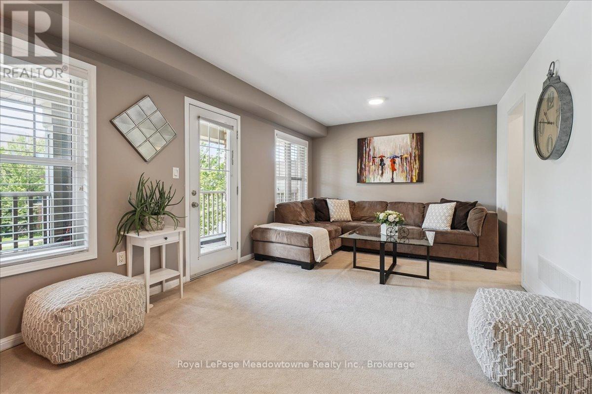 












661 SCOTT BOULEVARD

,
Milton (HA Harrison),




Ontario
L9T0P3

