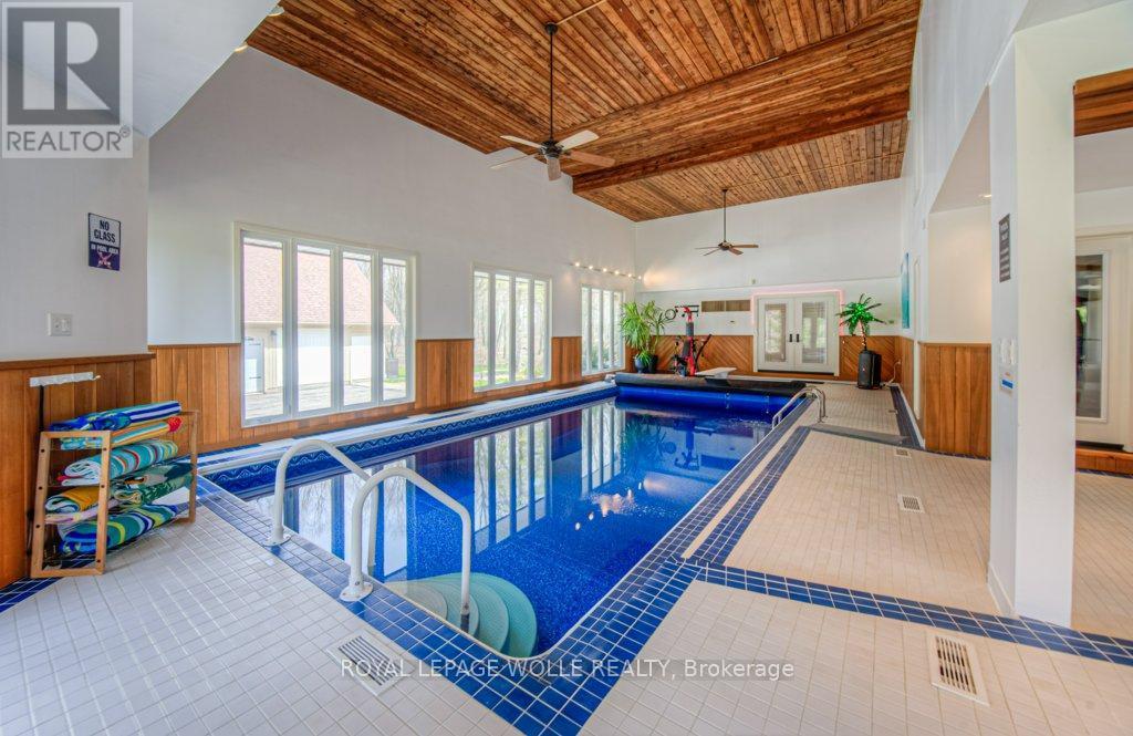 












2229 HERRGOTT ROAD

,
Wellesley,




Ontario
N0B2M0

