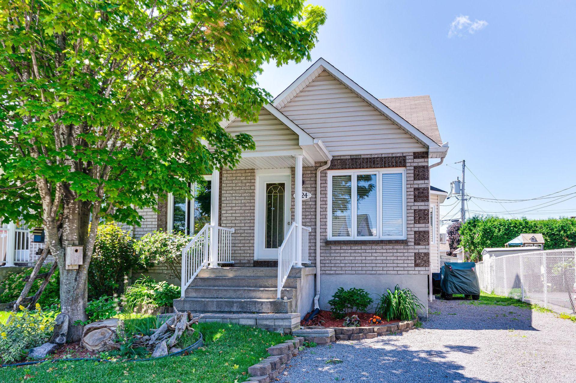 









124


Rue de Pomerol

,
Gatineau (Masson-Angers),




QC
J8M2C5

