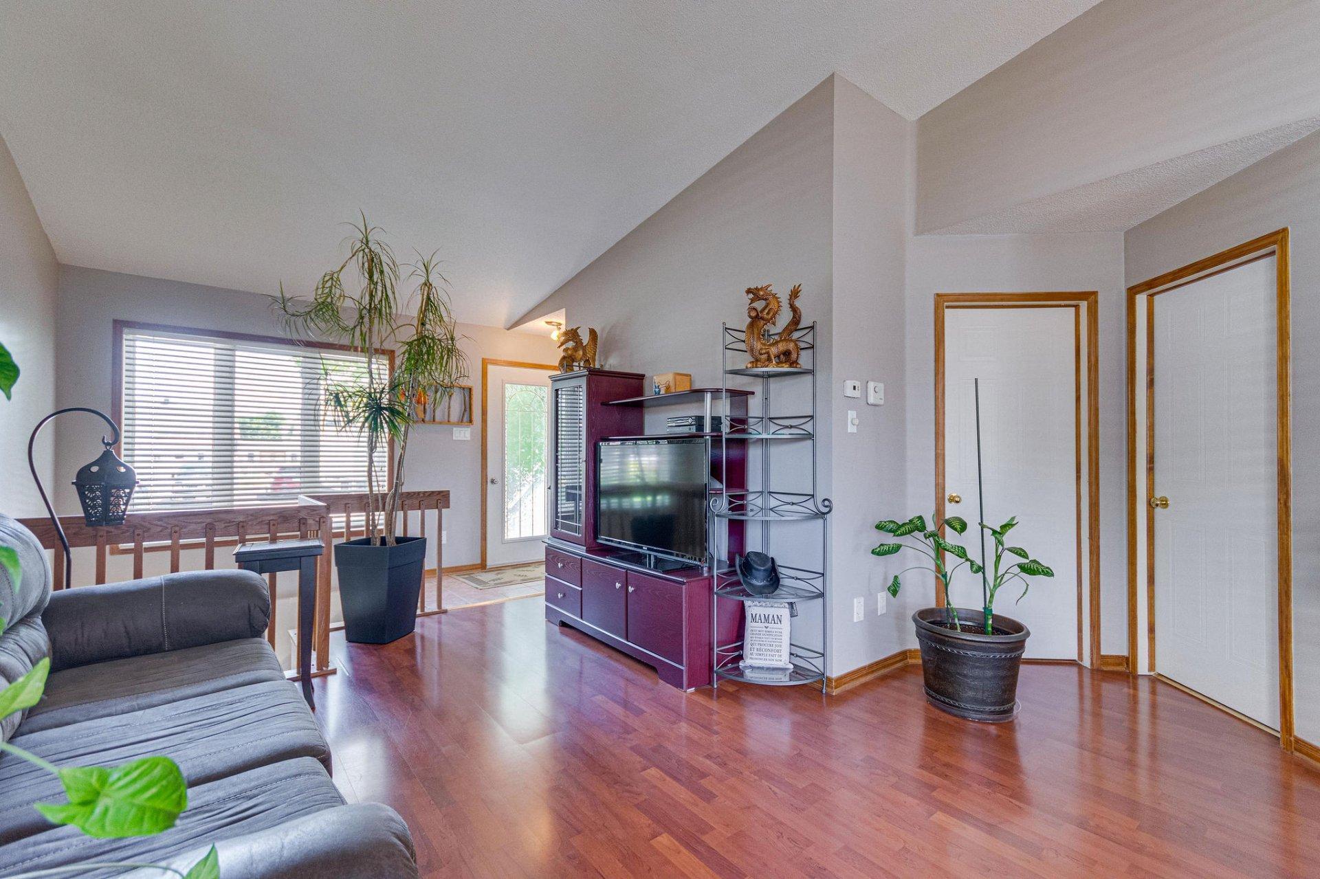 









124


Rue de Pomerol

,
Gatineau (Masson-Angers),




QC
J8M2C5

