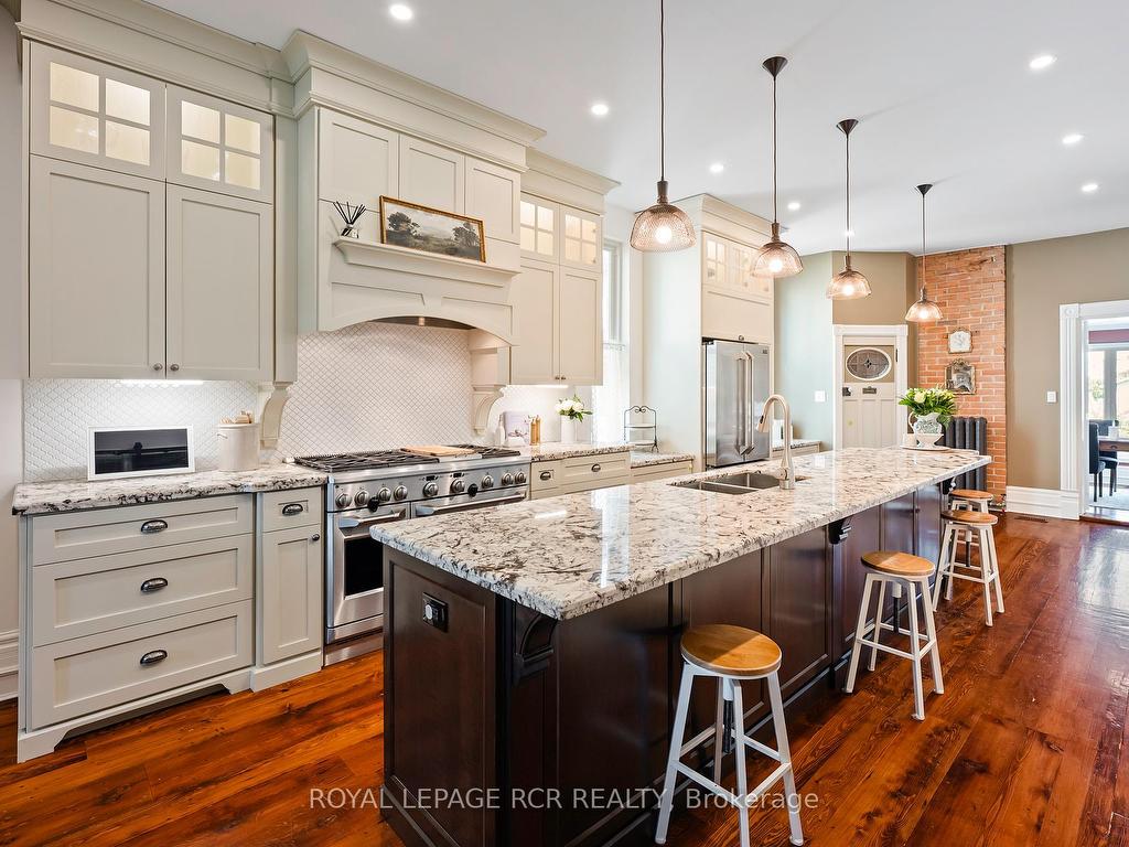 









11


Zina

Street,
Orangeville,




ON
L9W 1E2


