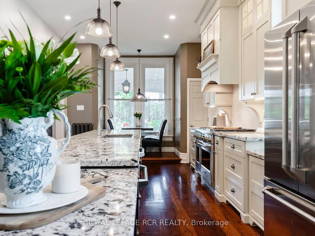 









11


Zina

Street,
Orangeville,




ON
L9W 1E2

