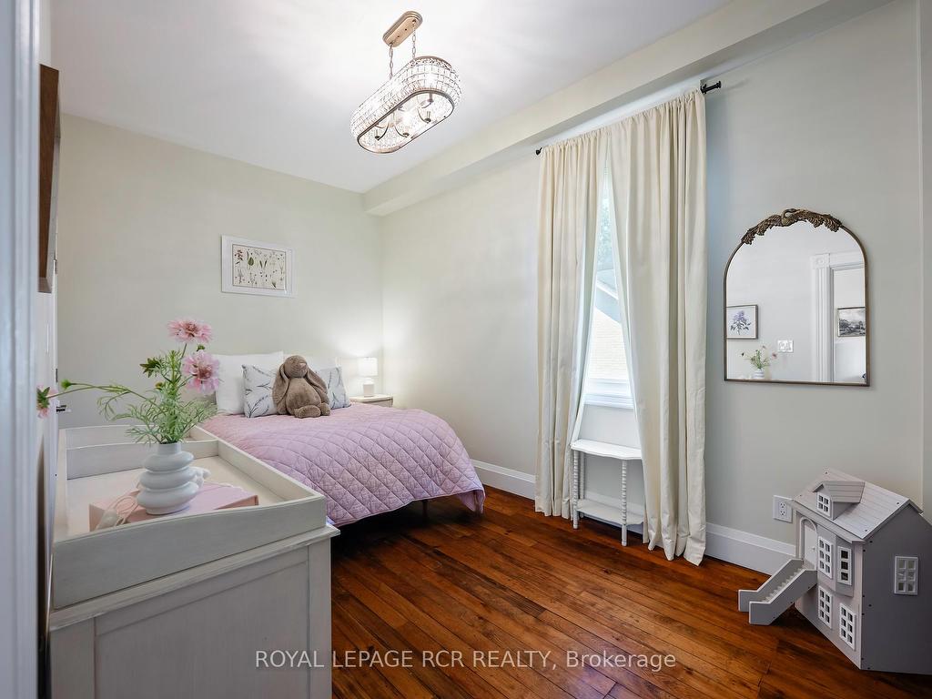 









11


Zina

Street,
Orangeville,




ON
L9W 1E2

