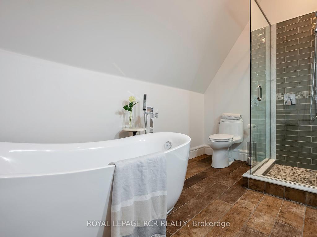 









11


Zina

Street,
Orangeville,




ON
L9W 1E2

