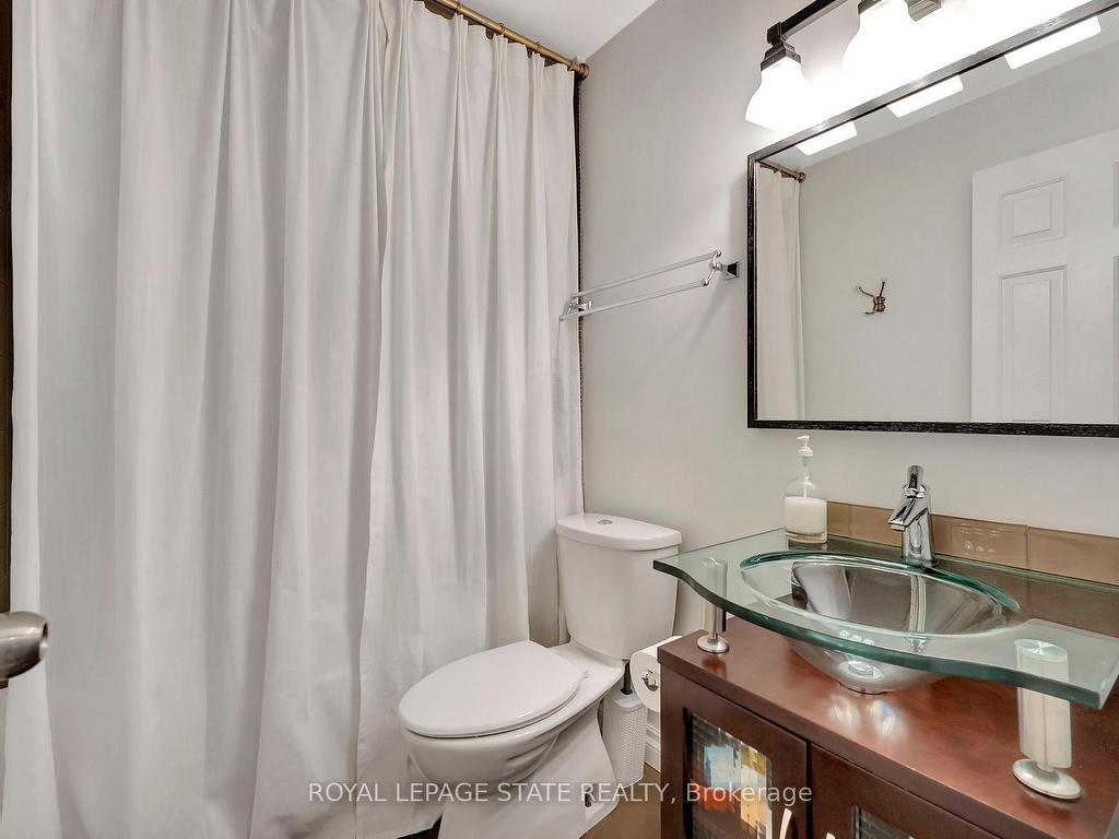 









36


James

Street South, 1205,
Hamilton,




ON
L8P 4W4

