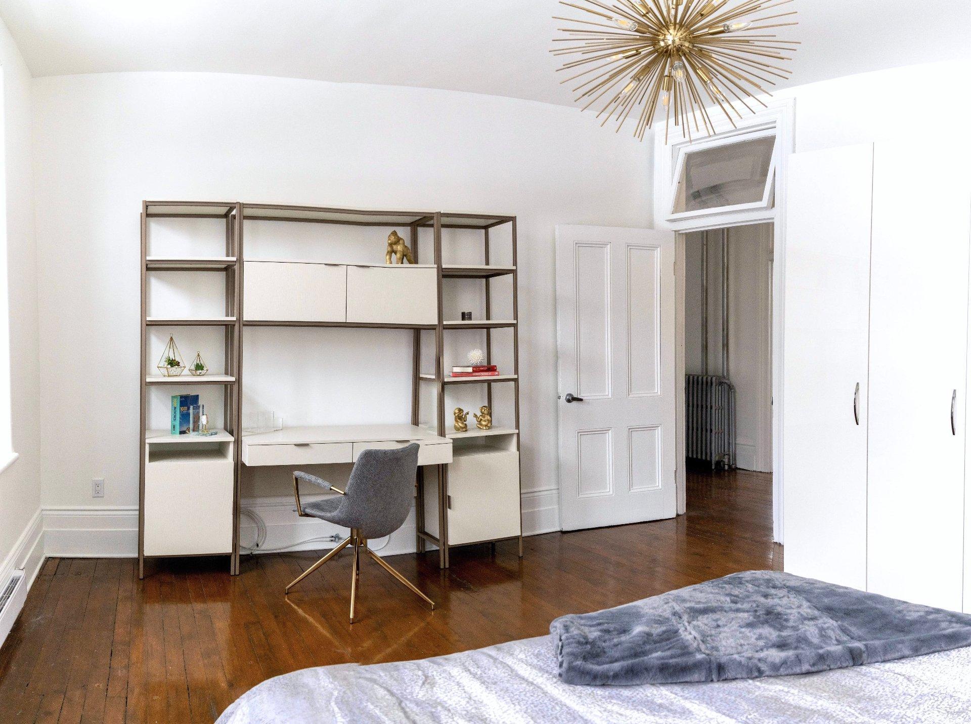 









375


Rue St-Paul E.

, 5,
Montréal (Ville-Marie),




QC
H2Y1H3

