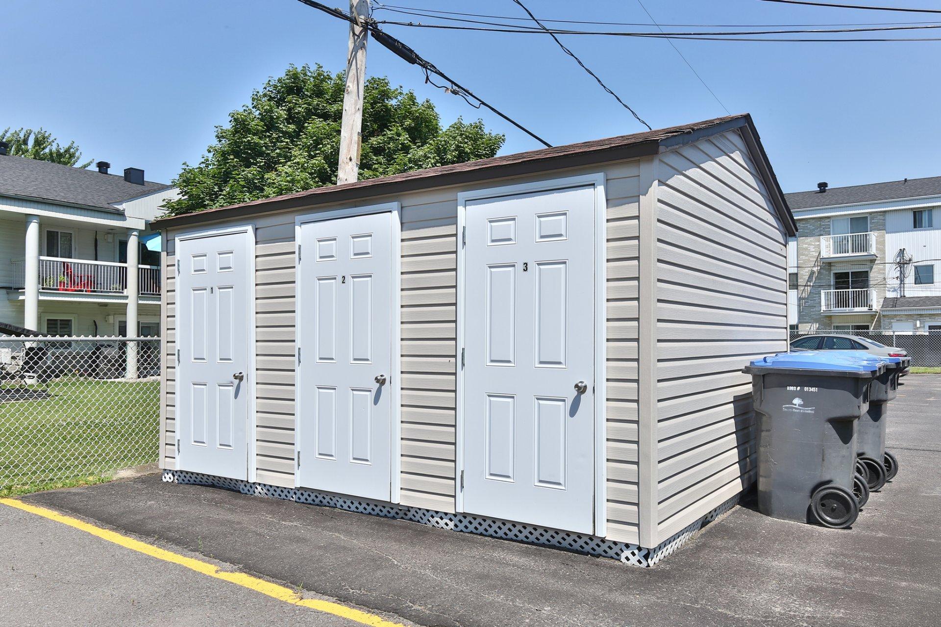 









805


Rue Harolde-Savoy

, 201,
Saint-Jean-sur-Richelieu,




QC
J2X5E4

